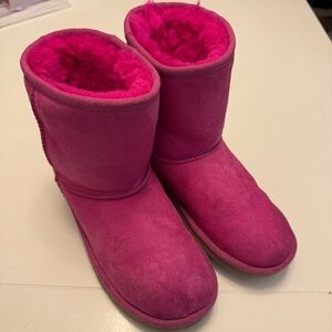 UGG Kids Boots Size 2, Pink